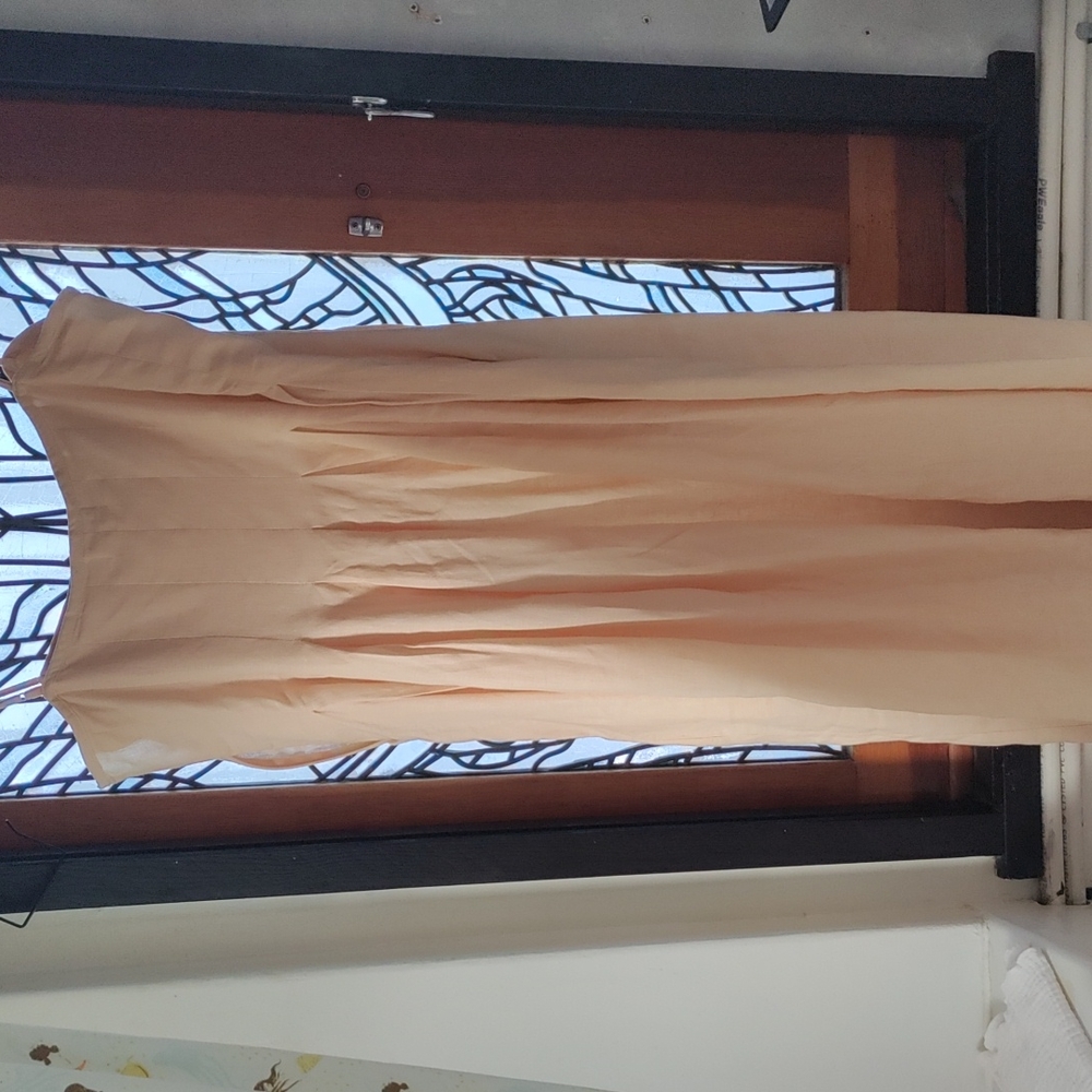 Beautiful pale yellow Gillia linen dress. Excellent condition